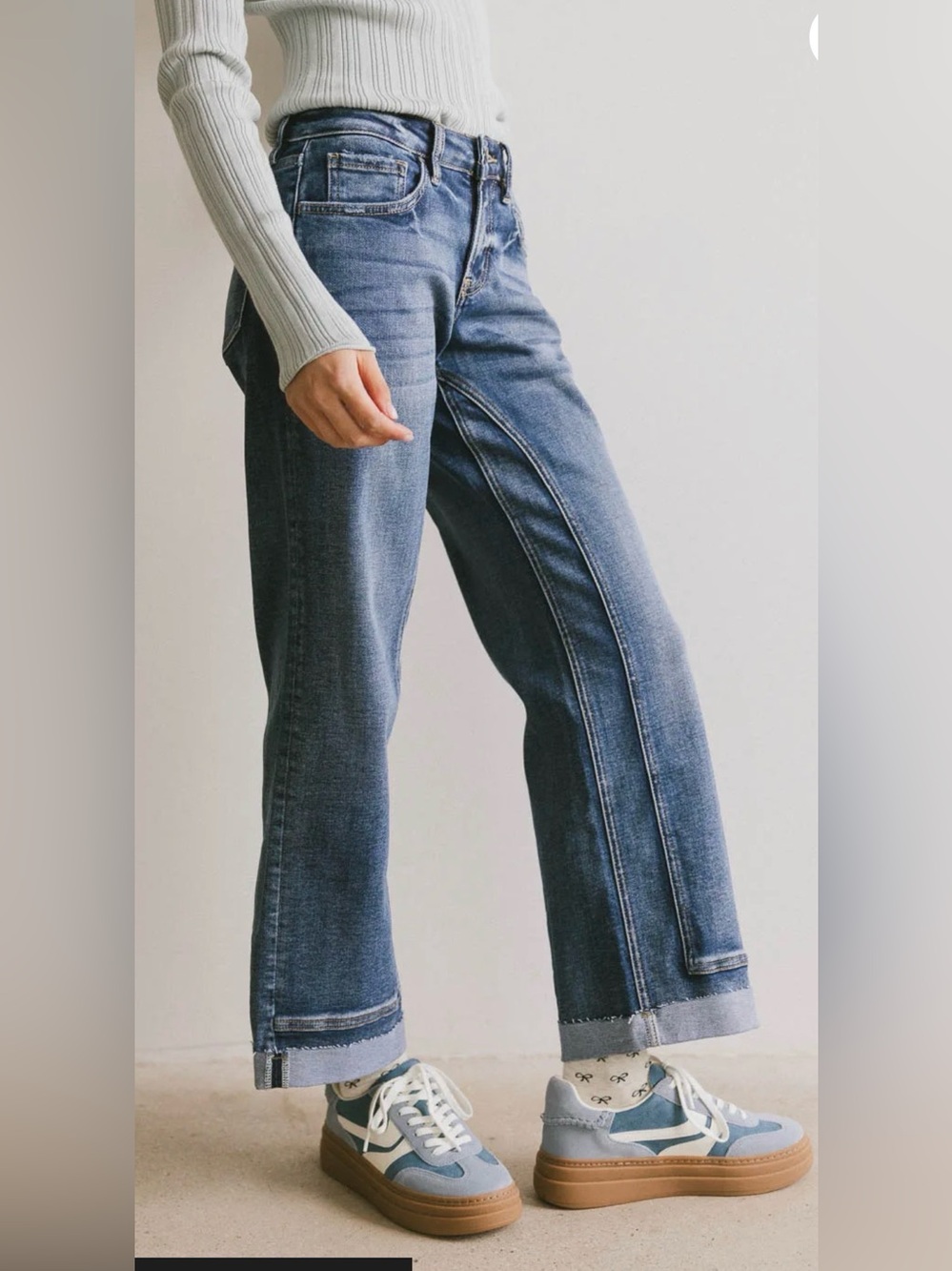Vervet Rudie Baggy Straight Leg Jeans - Picture 3 of 10